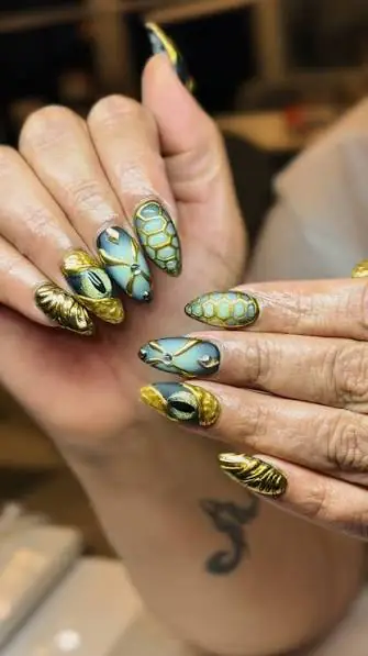 Emerald & Gold Snake Accents