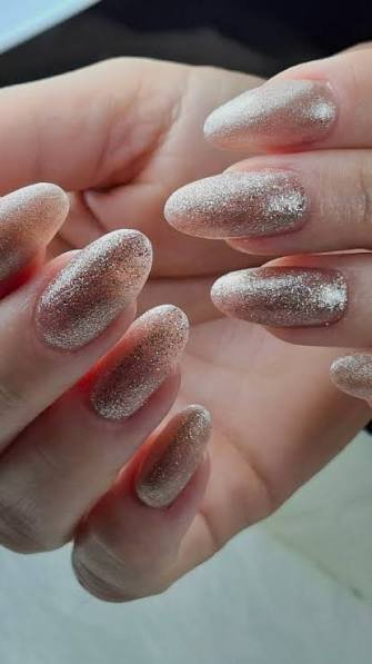 Champagne Dust Cascade