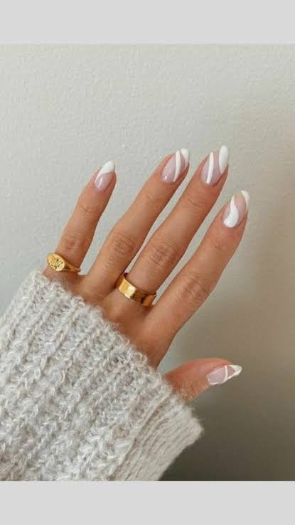 Negative Space French Swirl